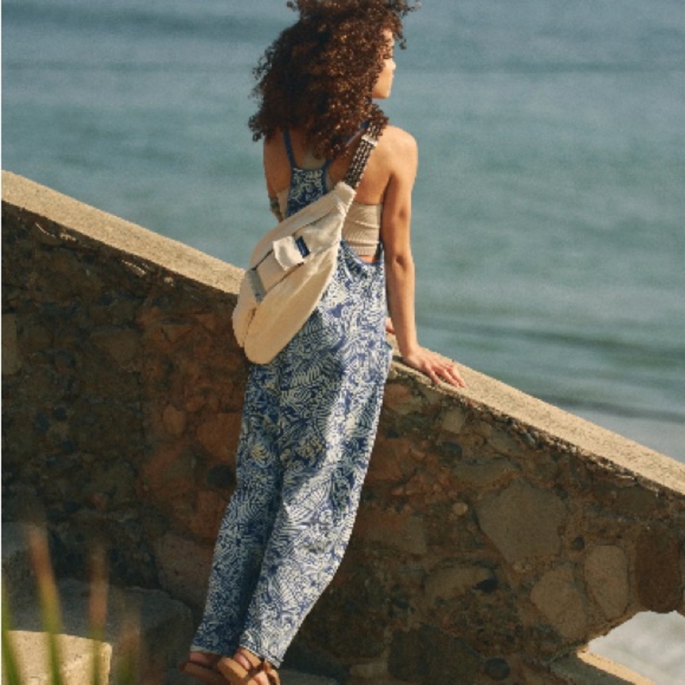 💙Free People Hot Shot Onesie-(Size-Small, Color Printed Blue)💙 - Picture 3 of 6